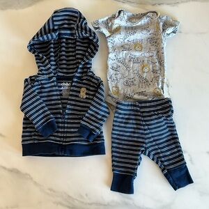 Carter’s Child of Mine Zip Up Hooded Jacket, Pants and Onesie set. Size NB